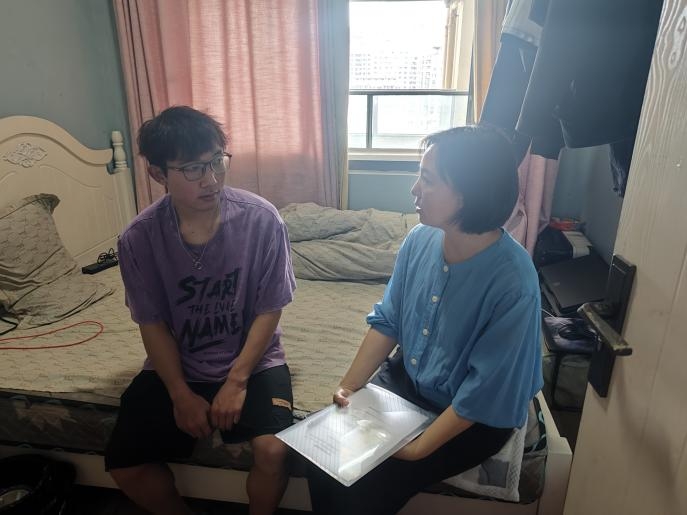 国寿映烟火 | 城市向前,温暖赶时间的人