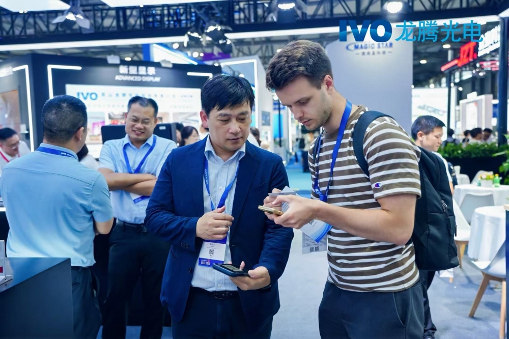 绿色健康显示创新升级 多元应用场景全面绽放|龙腾光电重磅亮相 DIC EXPO 2026