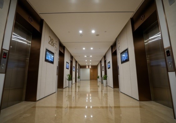 从雨水回收到光伏发电：中国人寿绿色楼宇的全周期生态实践