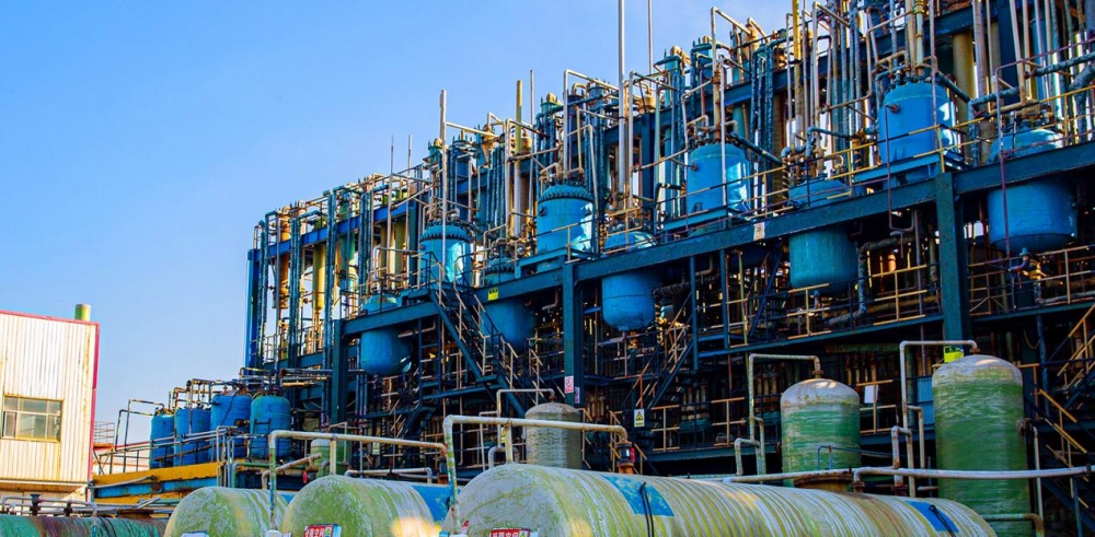 破局化工防腐痛点，东方雨虹助力明兴化学释放氯化石蜡产能价值