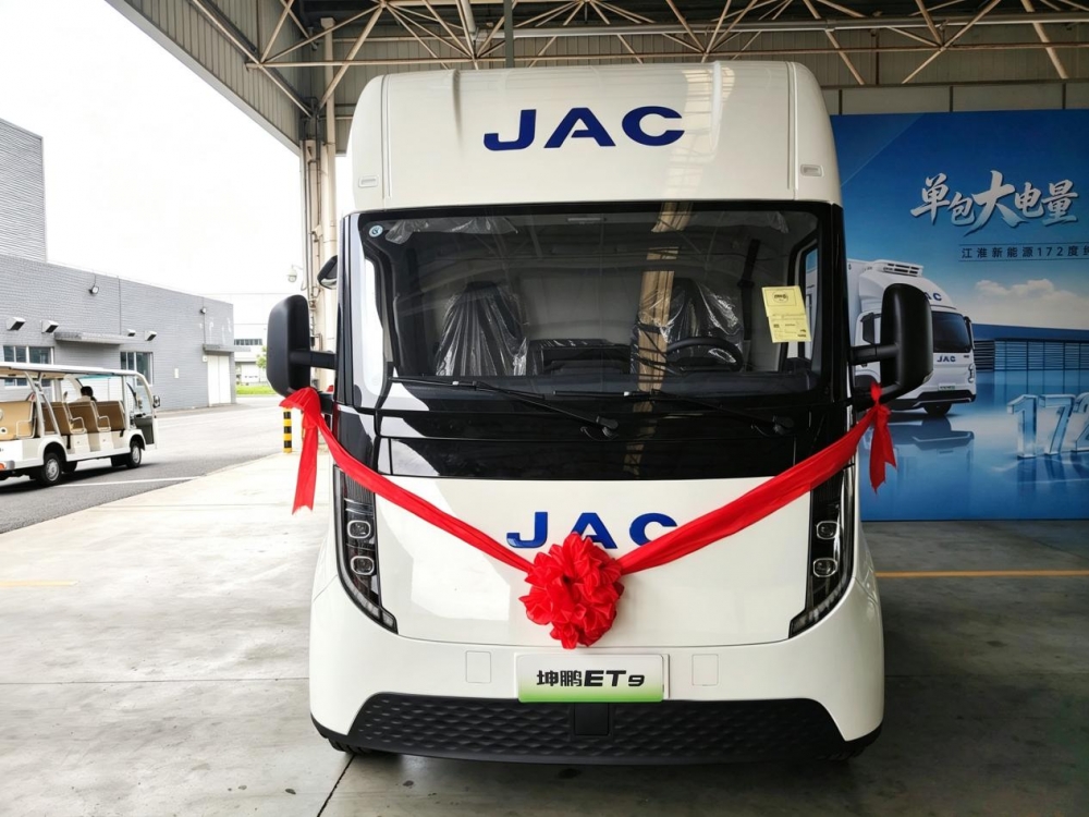 行业首发172度电！江淮新能源轻卡新品首发下线，树立长续航标杆